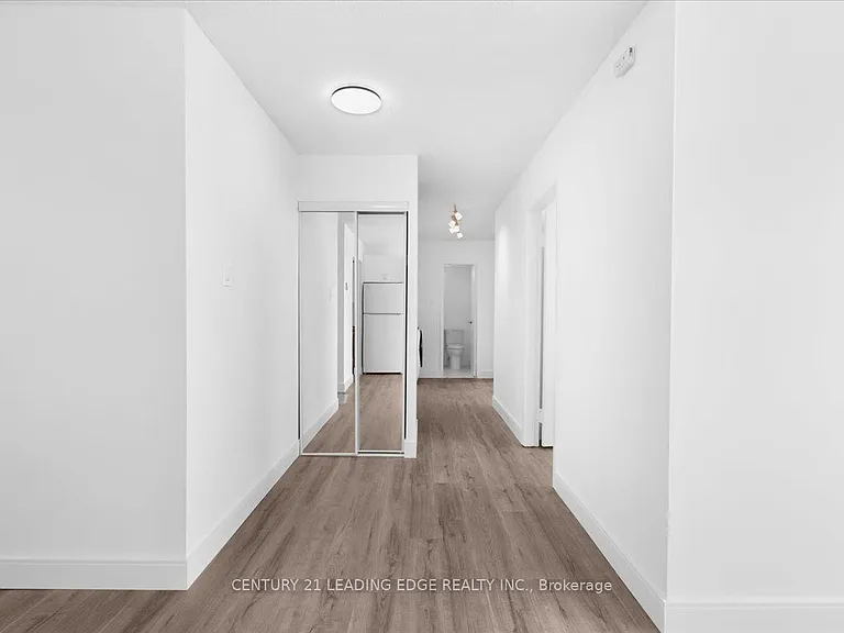 200 Lotherton Ptwy #1208 — Photo 5