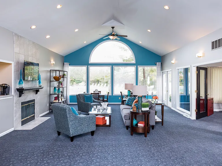 Arbor Knoll — Photo 16