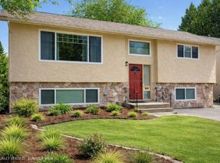 1550 Kent St, White Rock, BC V4B4V2