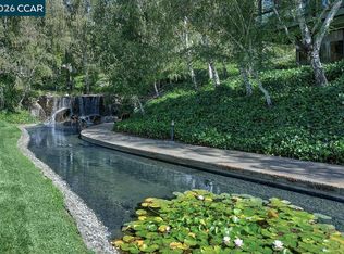 3142 Rossmoor Pkwy APT 2, Walnut Creek, CA 94595