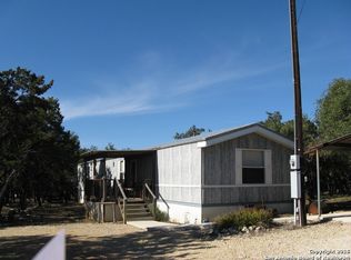 580 Lake Rd, Lakehills, TX 78063