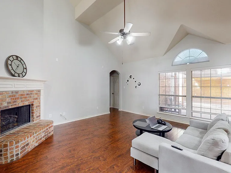 6925 Cattle Dr — Photo 16