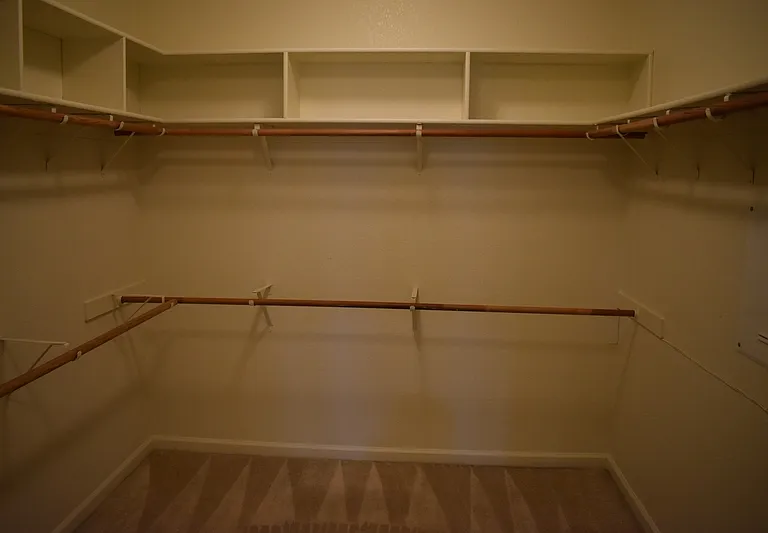 2261 Pillsbury Rd — Photo 24