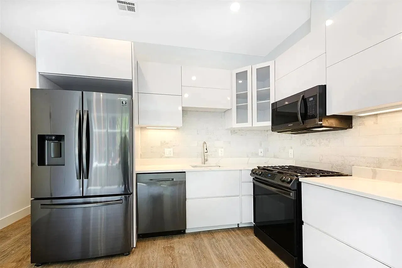 1 bed, 595 sqft, $3,150 — Photo 4