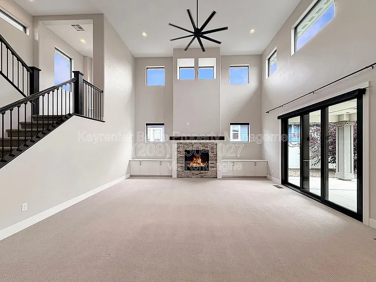 8343 W Sparks Lake Dr — Photo 3