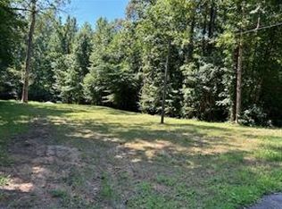 118 Spartan Dr, Westminster, SC 29693