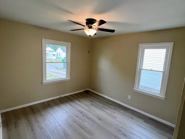 (undisclosed Address), Mayfield Heights, OH 44124