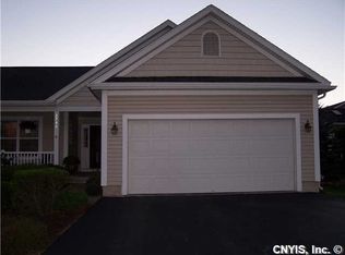 3746 Pegasus Cir, Syracuse, NY 13209