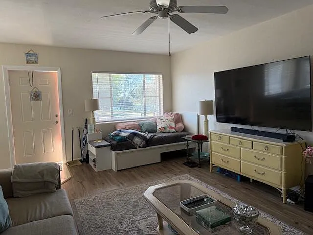 2840 Lake Osborne Dr #202 — Photo 6