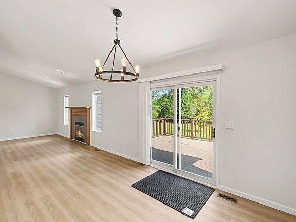 3rd image of 9027 Clover Dr