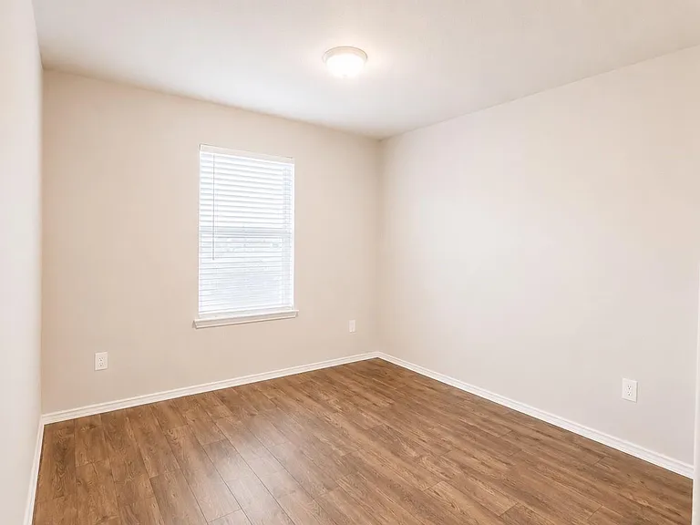 6410 Indigo Cliff Dr — Photo 17