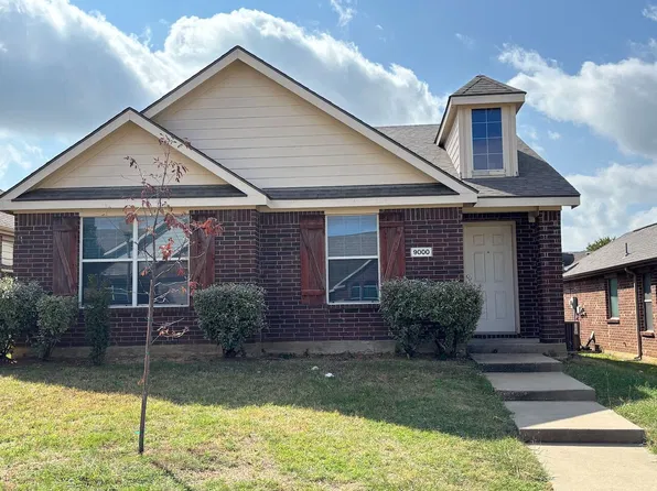 9000 Wild Rose Ln, Aubrey, TX 76227