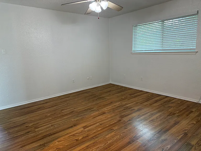 3408 Rall Ct — Photo 9