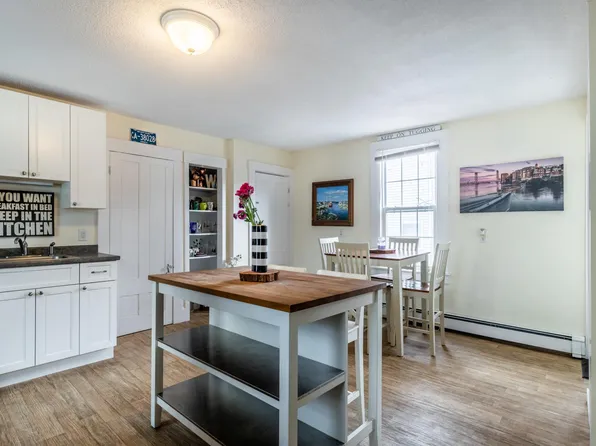 439 Islington St #1, Portsmouth, NH 03801