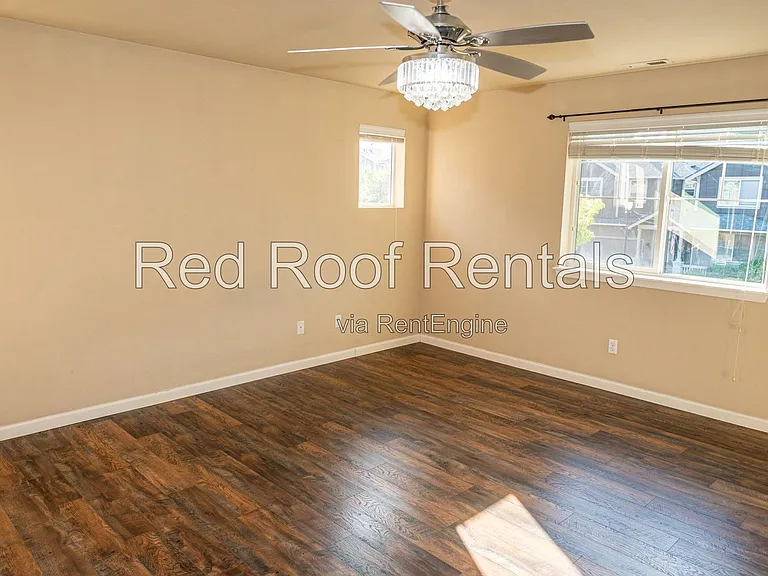 1441 Farina Loop SE — Photo 33