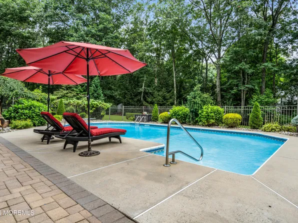 10 Cottonwood Drive, Jackson, NJ 08527
