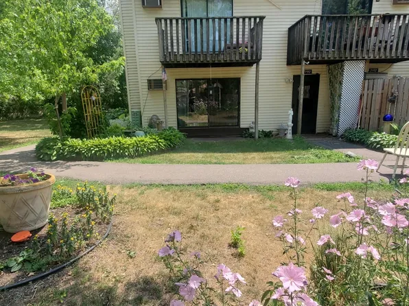 7190 72nd Ln N, Brooklyn Park, MN 55428