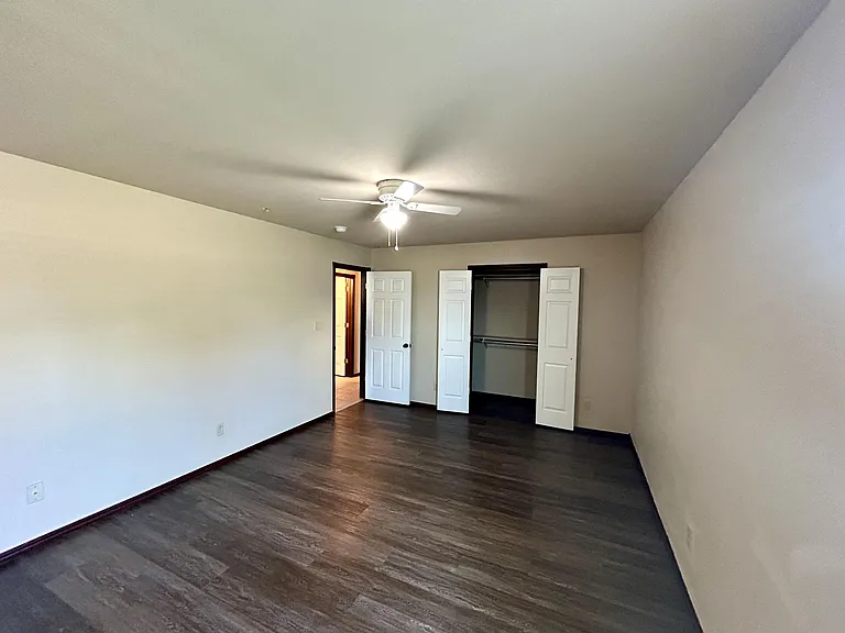 2315 SW H Ave — Photo 8