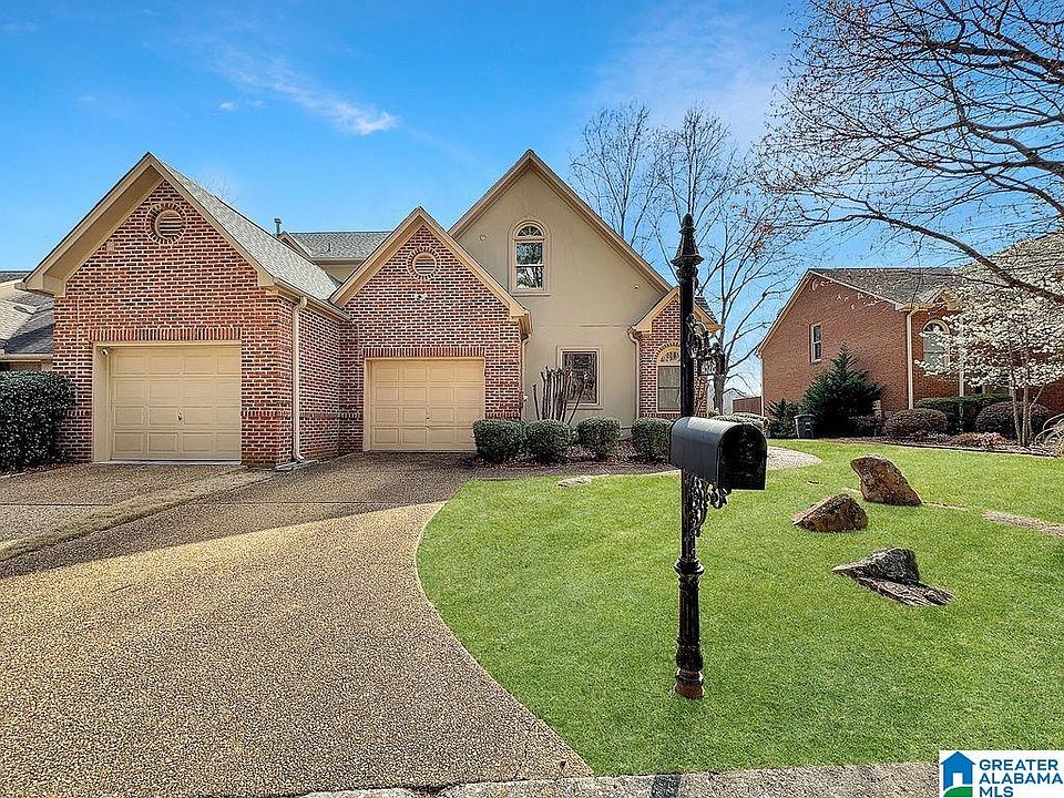 1st image of 4528 Lake Valley Dr