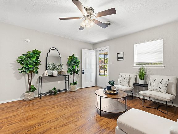 5th image of 1408 Holt St
