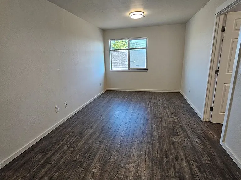 171 Mellecker Way — Photo 31