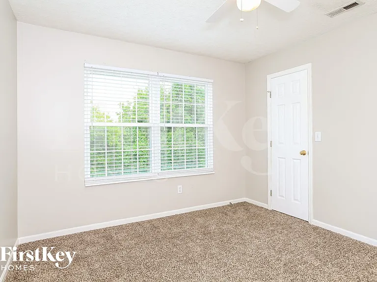 8106 Autumn Pl — Photo 11