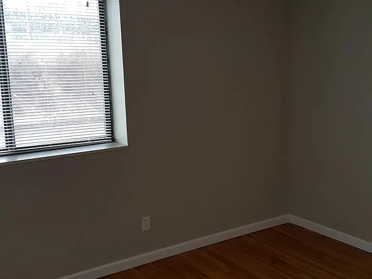 7175 Weil Ave — Photo 10