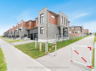 97 Gateland Dr, Barrie, ON L9J 0N2