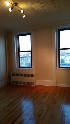 Rented by Brooklyn Real Inc | media 10