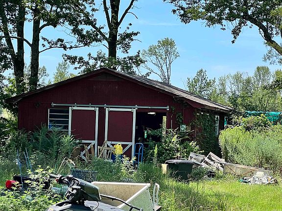 3rd image of 6203 Tammy Ln