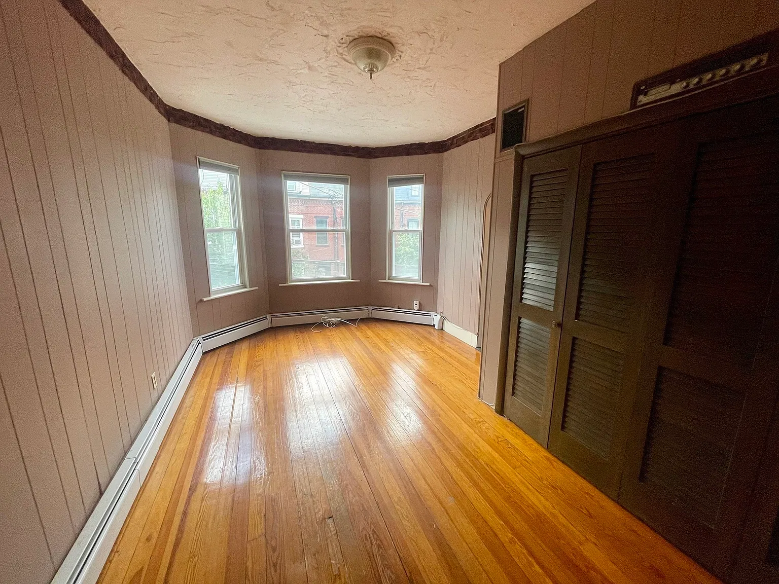 2 bed, 1200 sqft, $2,500 — Photo 3