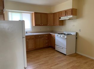 244 Palmer Dr - C, Waterloo, IA 50702