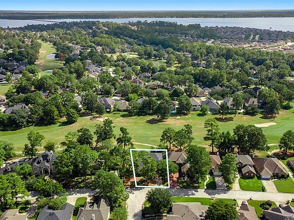 3rd image of 18414 Bluewater Cove Drive