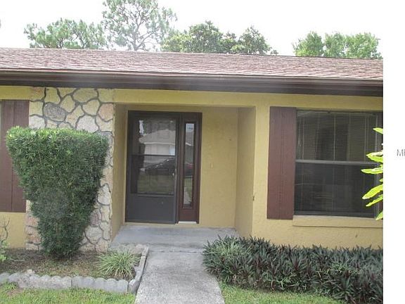 2nd image of 207 Ashford Pl