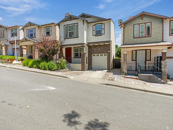3rd image of 224 Appian Village Dr