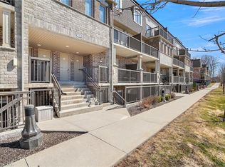1684 Fischer Hallman Rd #D, Kitchener, ON N2R0H6