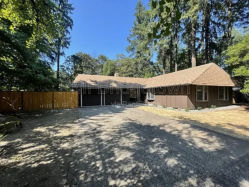 5133 SW Timbergrove St Photo 1