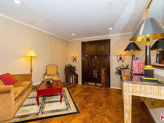 3rd image of 133 S Oakhurst Dr APT 303