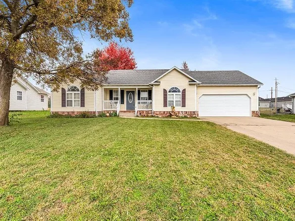 409 Gault St, Carl Junction, MO 64834