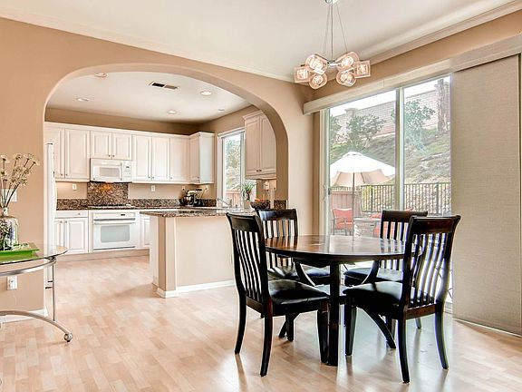 3rd image of 11476 Creekstone Ln