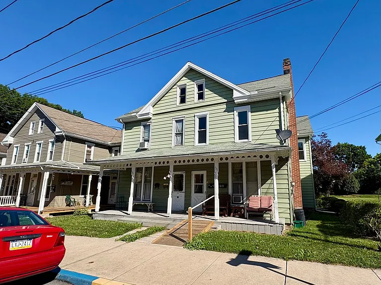 133-135 E Park St — Photo 19