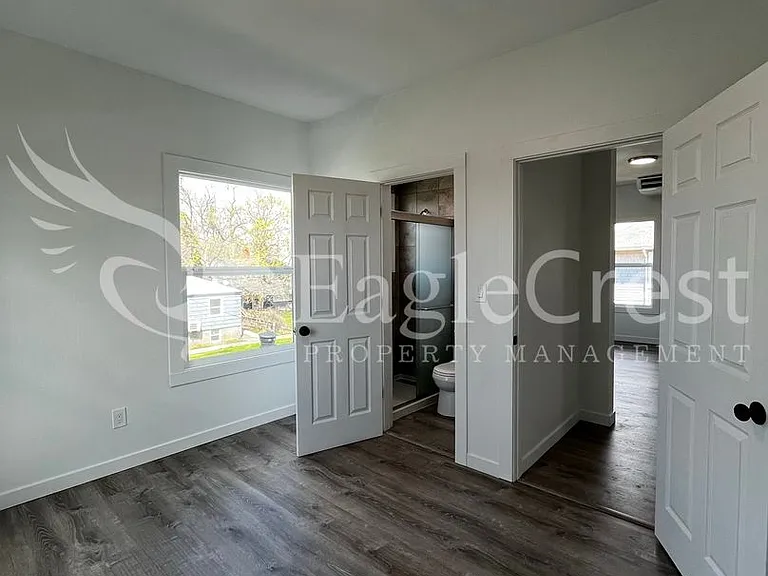 249 Eagan St — Photo 13