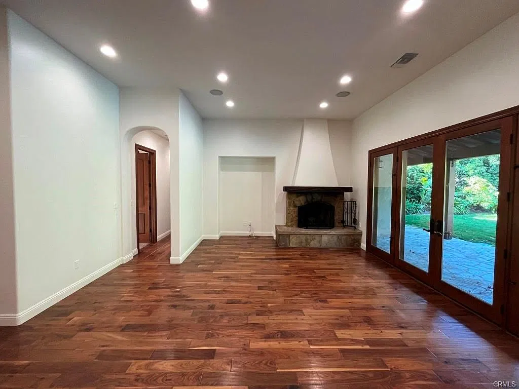 4 bed, 3.5 bath, 2579 sqft, $7,500 — Photo 4