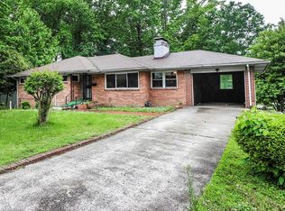 1700 Dunbar St, Greensboro, NC 27401