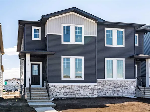 217 N Bridgeport Gate, Chestermere, AB T1X 3E2