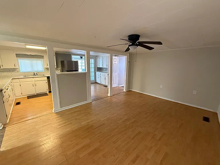 1034 Boys Club Rd — Photo 36