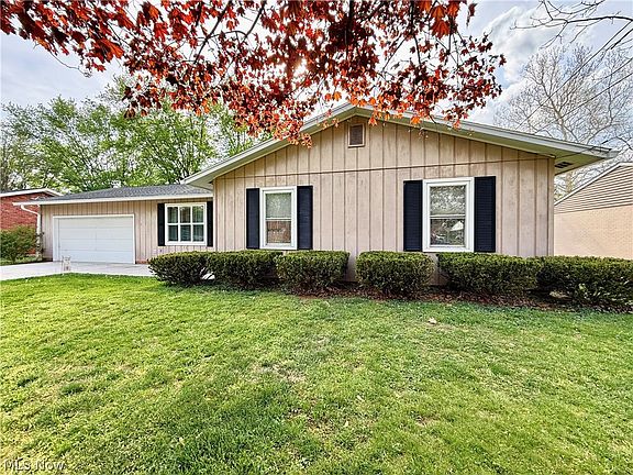 2nd image of 307 Strecker Ln