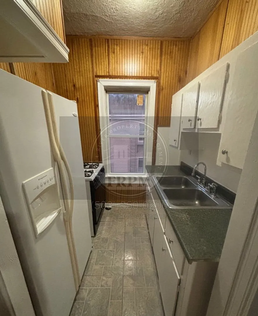 2 bed, 1.0 bath, $1,500 — Photo 4