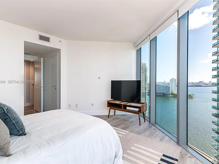 1300 Brickell Bay Dr #2509 — Photo 16