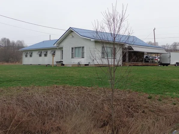 3 Clark Hill Rd, Coudersport, PA 16915